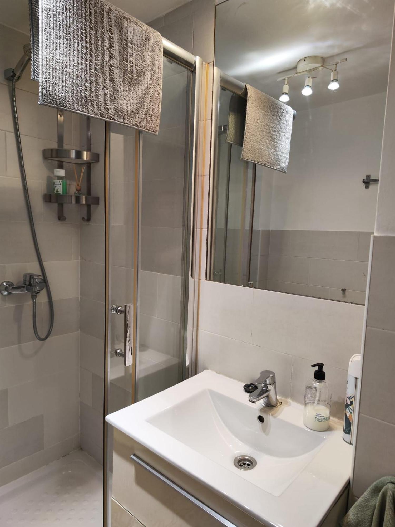 Vts Los Remedios Apartment Seville Luaran gambar
