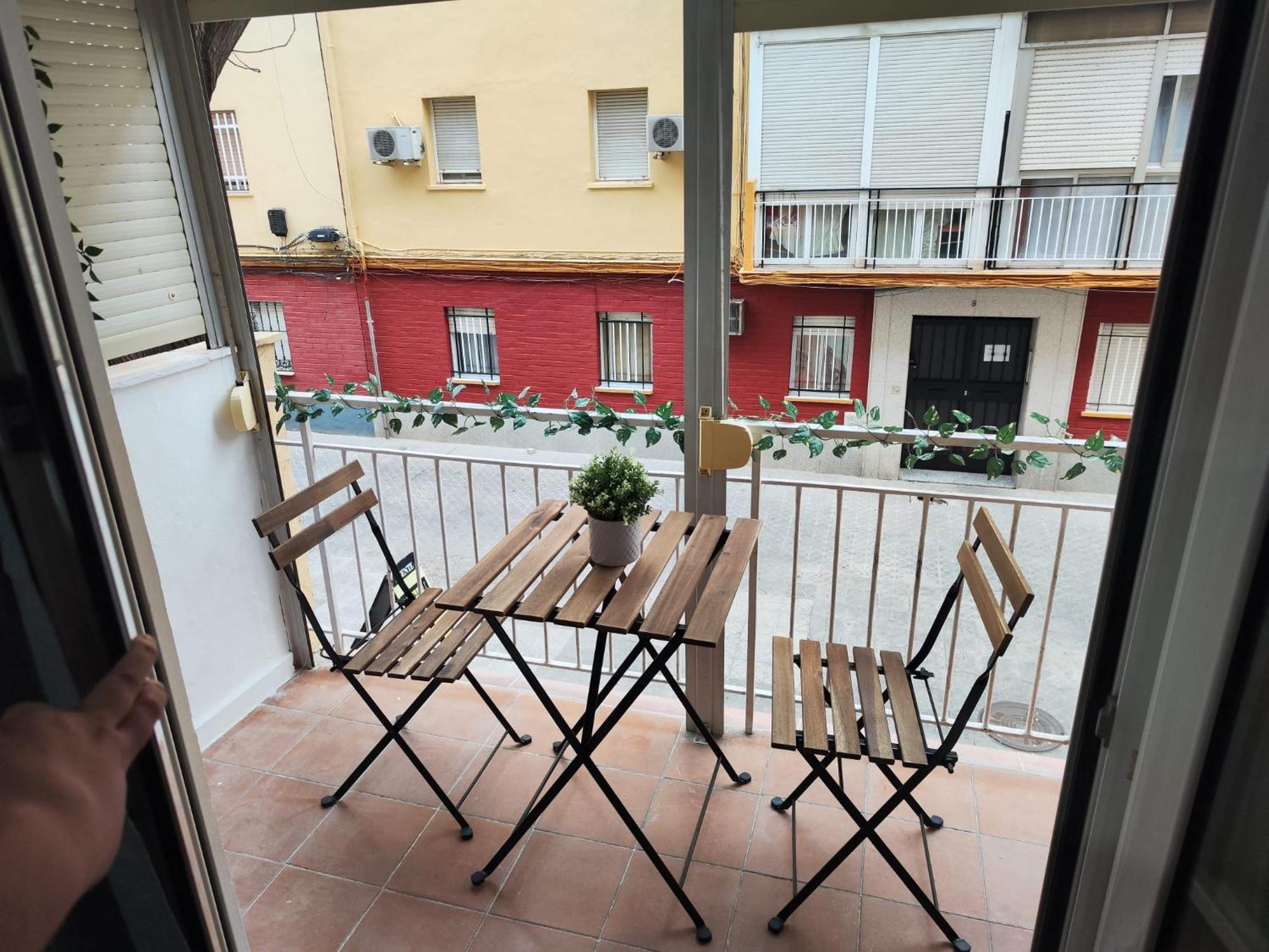 Vts Los Remedios Apartment Seville Luaran gambar