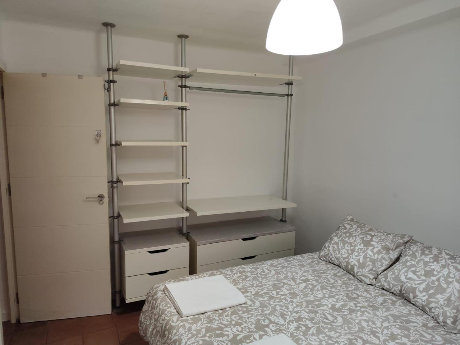 Vts Los Remedios Apartment Seville Luaran gambar